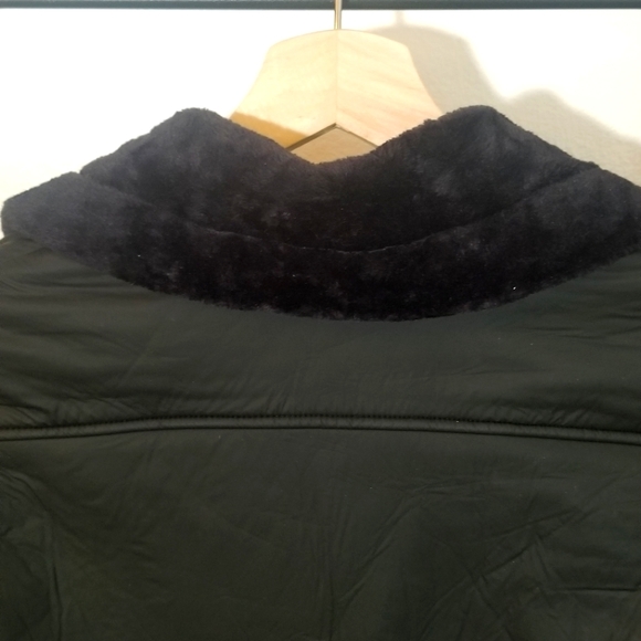 BB DAKOTA Dark Gray Black Faux Fur Lightweight Coat - Picture 8 of 9